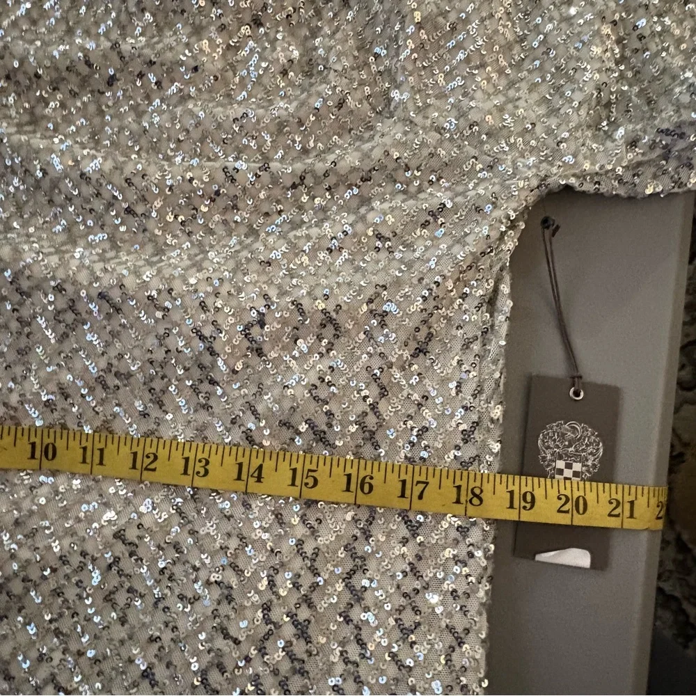 Vince Camuto short sleeve sequined shift dress sz 6 New - Picture 12 of 13